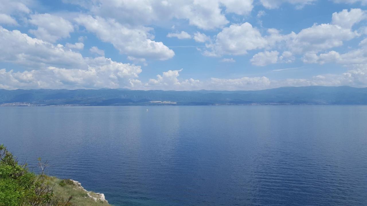 Apartament Sunset Vrbnik Zewnętrze zdjęcie